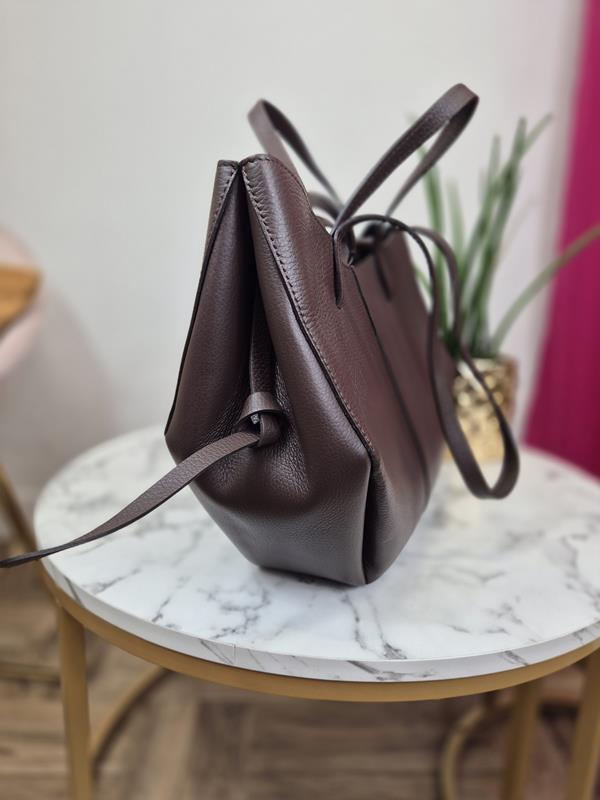 Skórzana torebka z organizerem w kolorze brązowym zdjęcie 2