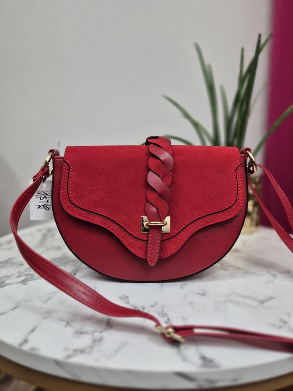 Mała torebka Laura Biaggi z klapką w kolorze czerwonym zdjęcie 1