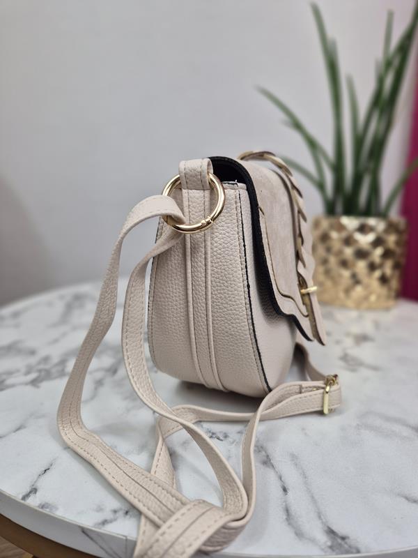 Mała torebka Laura Biaggi z klapką w kolorze beżowym zdjęcie 3