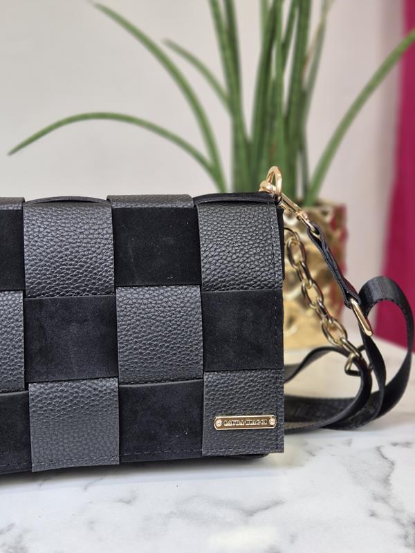 HIT piękna torebka Laura Biaggi przeplatana czarna zdjęcie 2