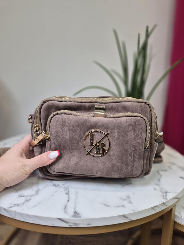 HIT piękna trzykomorowa torebka Laura Biaggi w kolorze beżowy zamsz ze złotym logo zdjęcie 1