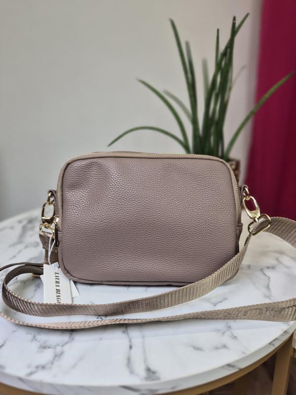 HIT piękna trzykomorowa torebka Laura Biaggi w kolorze beżowym ze złotym logo zdjęcie 4