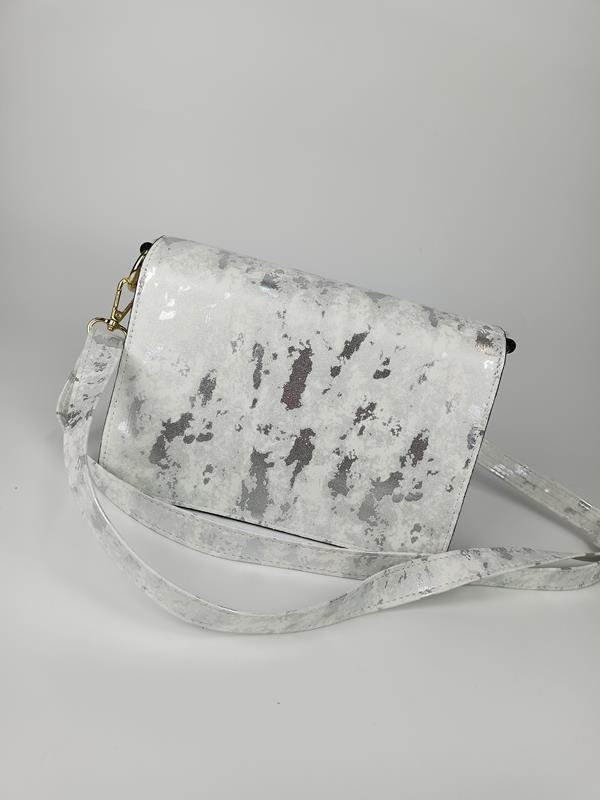 HIT świetna niesymetryczna torebka Massimo Contti  w kolorze białym z efektem przetartego srebra zdjęcie 4