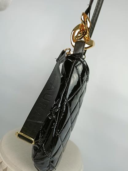 Świetna duża shopperka Laura Biaggi czarny pikowany lakierek zdjęcie 2