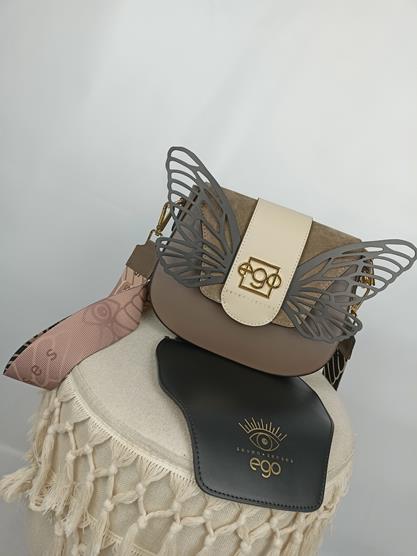 Piękna ciemno-beżowa torebka EGO SEVEN SENSES  z klapką ze skrzydłami kolekcja 2YOU-wymienne klapki skóra naturalna zdjęcie 2