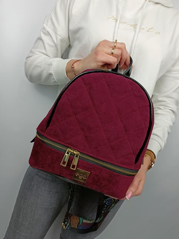 Piękny plecak EGO w kolorze czerwonego wina zamszyk w połączeniu z lakierkiem zdjęcie 4