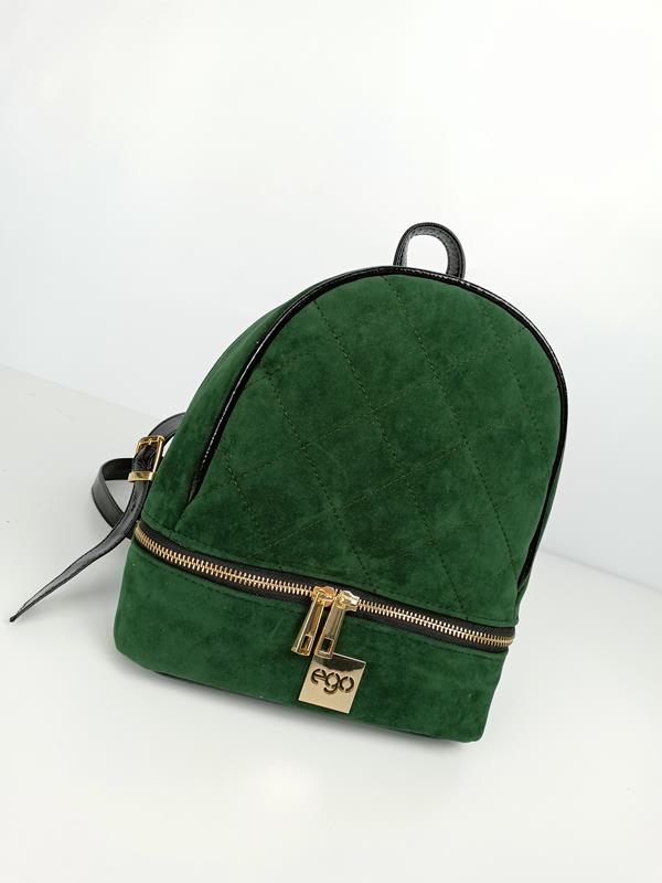 Piękny plecak EGO w kolorze butelkowej zieleni zamszyk w połączeniu z lakierkiem zdjęcie 2