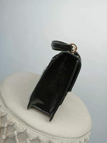 Piękny kuferek FEMESTAGE czarny z klapką zdjęcie 3