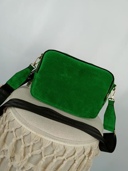 Piękna torebka Laura Biaggi zielony zamsz trzykomorowa zdjęcie 4