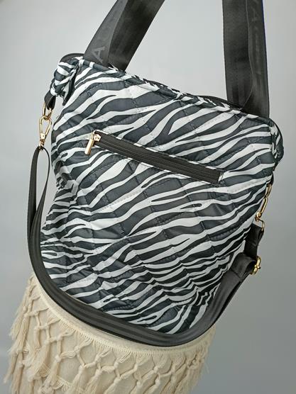 HIT świetna biało-czarna shopperka we wzór zebry Laura Biaggi z czarna kieszonką z przodu zdjęcie 3