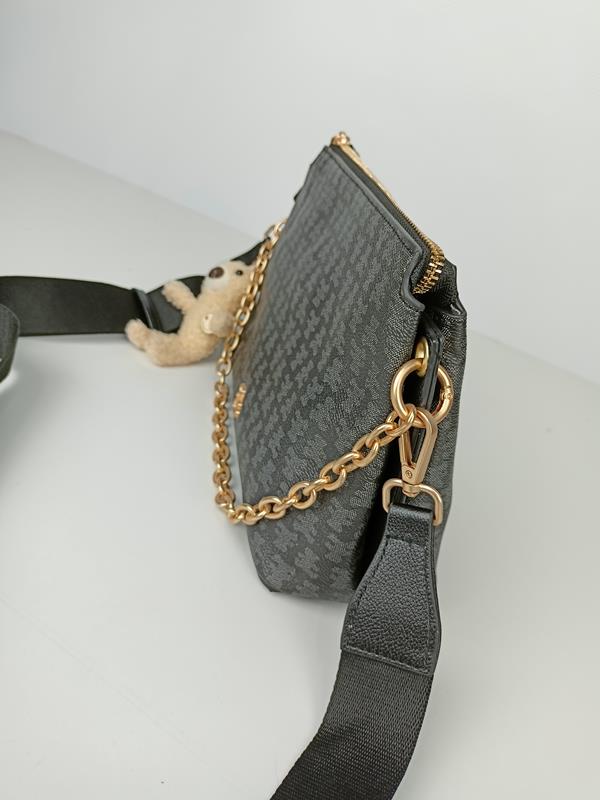 Piękna torebka LULU czarna z ozdobnym łańcuszkiem na przodzie zdjęcie 3