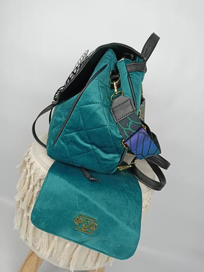 Piękny torebko-plecak EGO turkusowy welur z wymienną klapką  z kolekcji 2YOU SEVEN SENSES zdjęcie 2