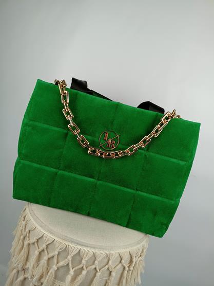 HIT piękna shopperka Laura Biaggi duża pikowana w kolorze zielonym z łańcuchem zamsz zdjęcie 1
