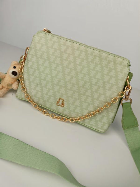 Piękna torebka LULU zielona z ozdobnym łańcuszkiem na przodzie zdjęcie 2