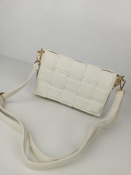 HIT piękna torebka jednokomorowa przeplatana w kolorze białym zdjęcie 2